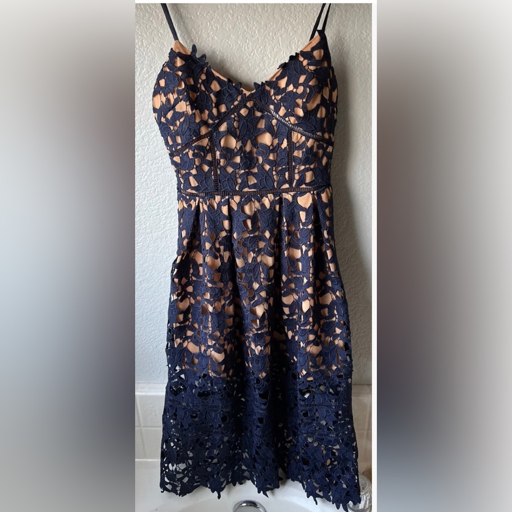 Few Moda New York Lace Dress Size S